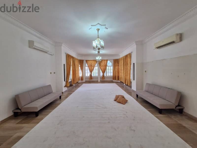 7 BR Amazing Villa In Shatti Al Qurum For Rent 14