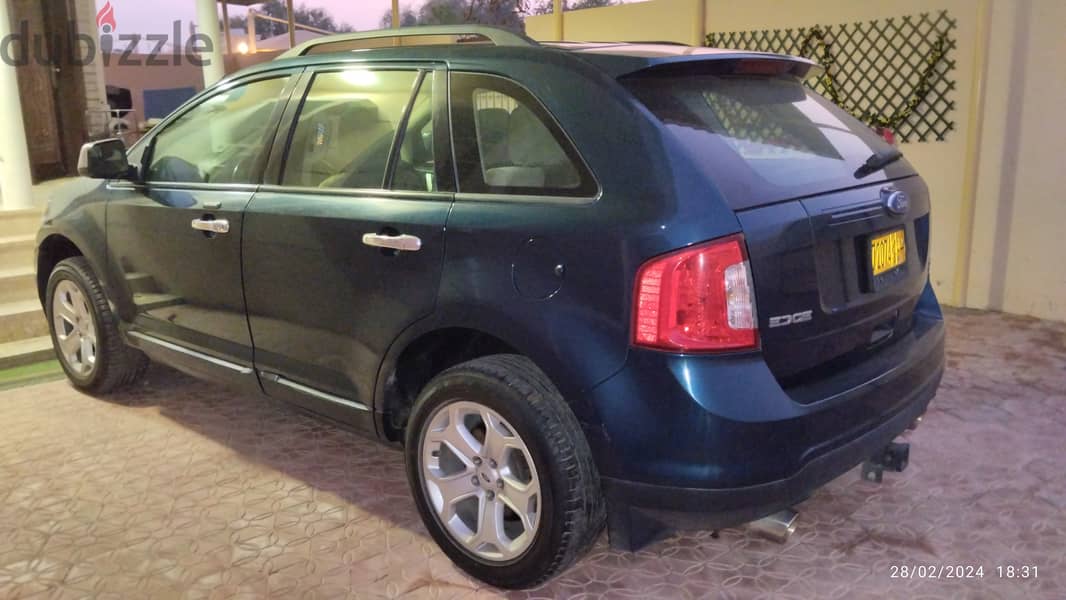 Expat used Ford Edge Carfor sale سيارة فورد ايدج SUV للبيع موديل 2011. 3