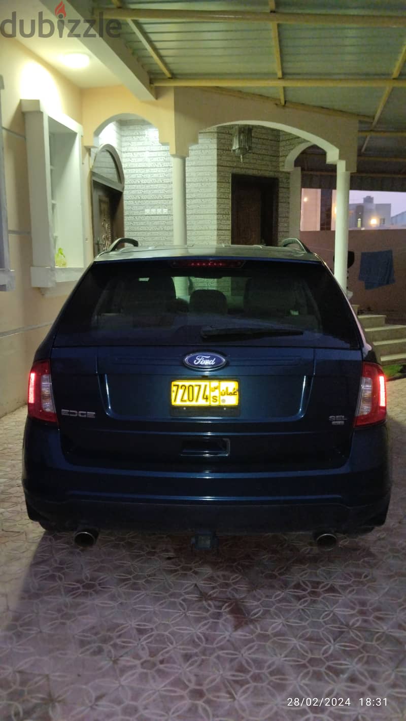 Expat used Ford Edge Carfor sale سيارة فورد ايدج SUV للبيع موديل 2011. 4