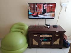 43 inch Hisense smart TV with TV stand
