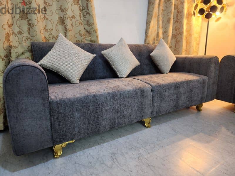 8 seater sofa (3 months used) 6