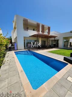 Luxury villa for sea/lake view/muscat moujفیلا5غرف نوم/اطلالة البحيرة