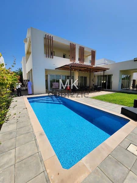 Luxury villa for sea/lake view/muscat moujفیلا5غرف نوم/اطلالة البحيرة 11