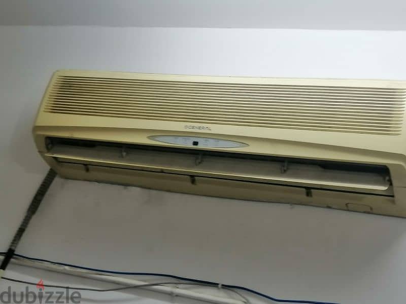House old item and split general ac 2.5 ton ,friz,gas cylinder , stove 1