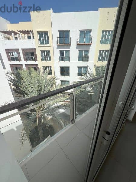 semi furnished flat for rent in Al Mouj 9