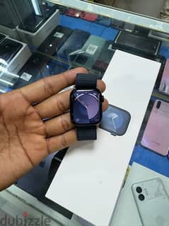 Apple Watch series 9 41mm with box charger and Apple warranty