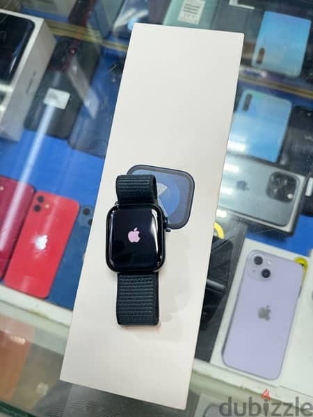Apple Watch series 9 41mm with box charger and Apple warranty 3