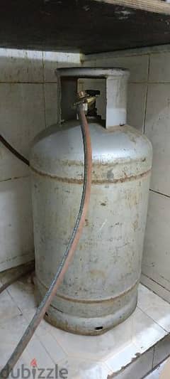 Gas Cylinder with Gas