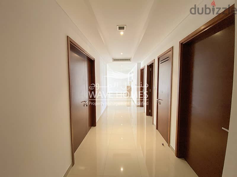 Large 3-Bedroom Apartment in Al Mouj 7