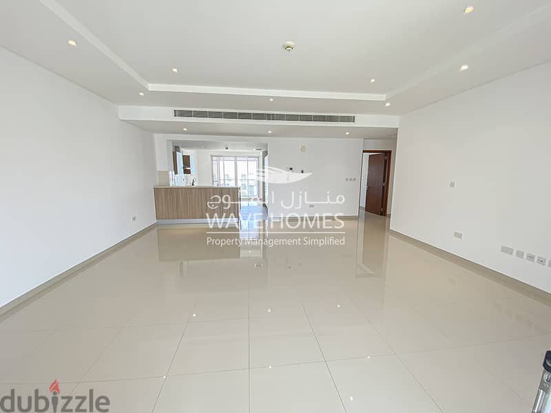 Large 3-Bedroom Apartment in Al Mouj 8