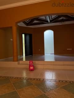 4 room villa for rent near citycntr and shell petrolpumb each room 130