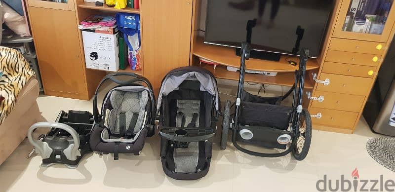 baby stroller bed and car seat togeather 1