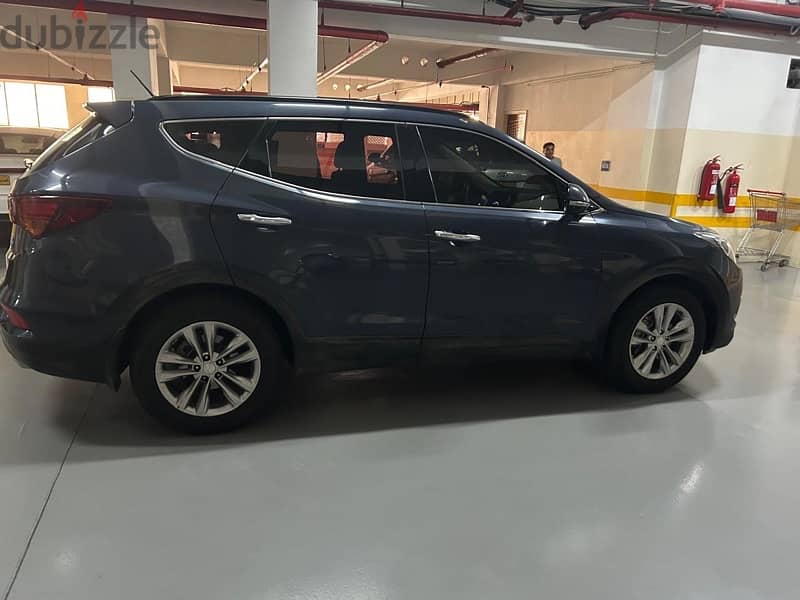 Hyundai Santa Fe 2019 1