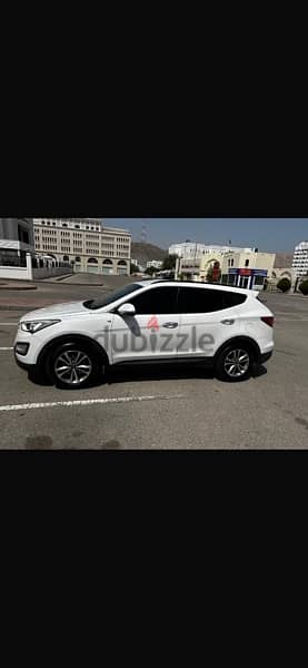 Hyundai Santa Fe 2015 (urgent sale) excellent condition 1