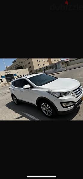 Hyundai Santa Fe 2015 (urgent sale) excellent condition 4