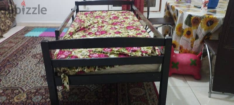 bed and safe almari 2