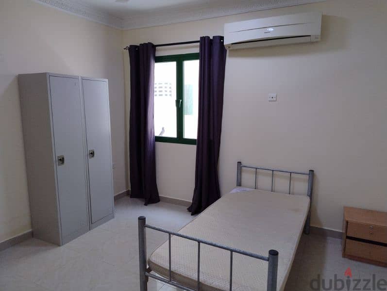 furnished rooms available for an executive male bachelors 2