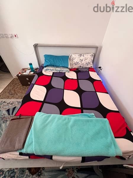 queen size bed and medical mattress 1