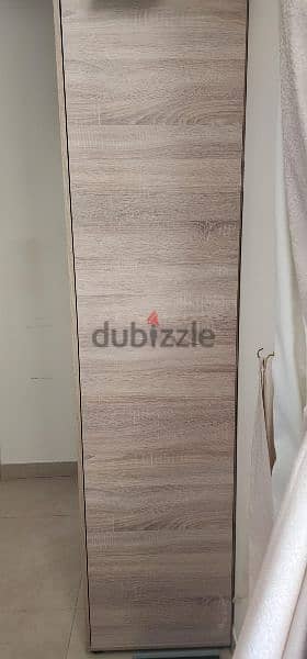 Used 3 Door wardrobe for sale in Al Khuwair 1