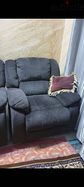 3+2+1 reclyner sofa set || extremely comfortable. . 6
