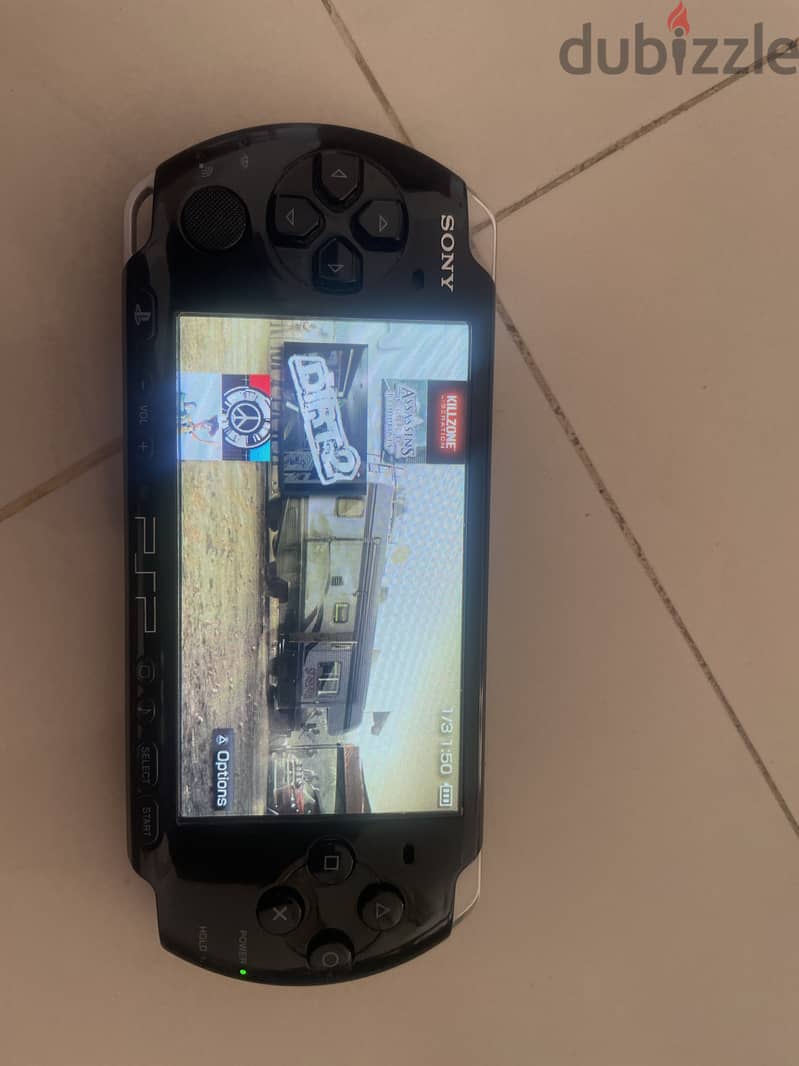 PSP 3000 very clean and neat 6