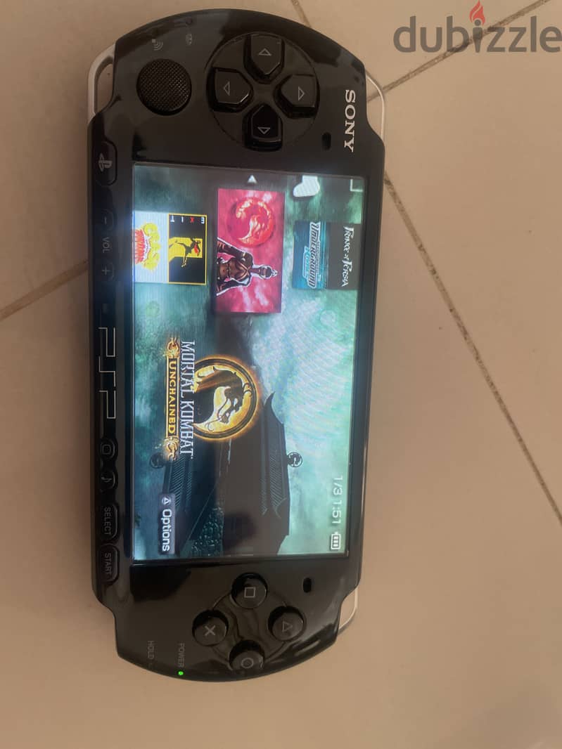 PSP 3000 very clean and neat 16