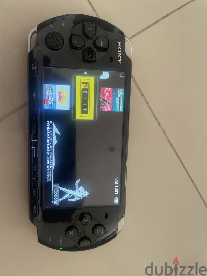 PSP 3000 very clean and neat 17