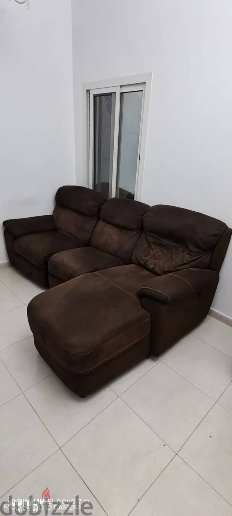 Branded Recliner Sofa set for sale in Azaiba, طقم صوفا ماركة كرسي 3