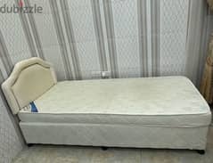Bed for sale سرير للبيع 0