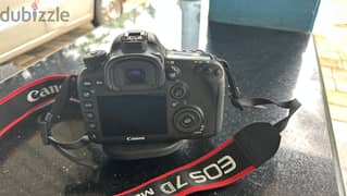 Canon 7D mark II with lense 18-135