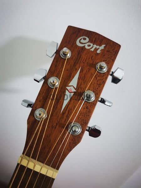 Guitar for sale "CORT" 1