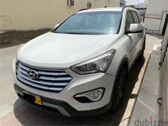 Urgent sale Hyundai Santa Fe 2014 top model