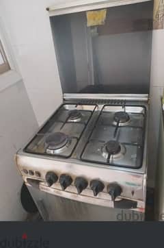 Gas Cooking range with ovan + cylinder