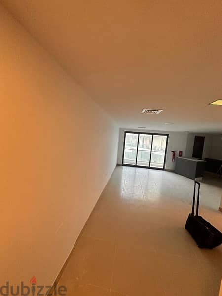flat for rent in Muscat hills the links building unfurnished 1bhk 1