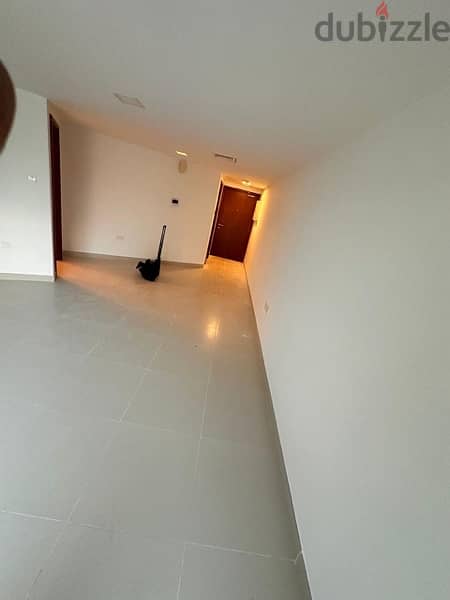 flat for rent in Muscat hills the links building unfurnished 1bhk 9