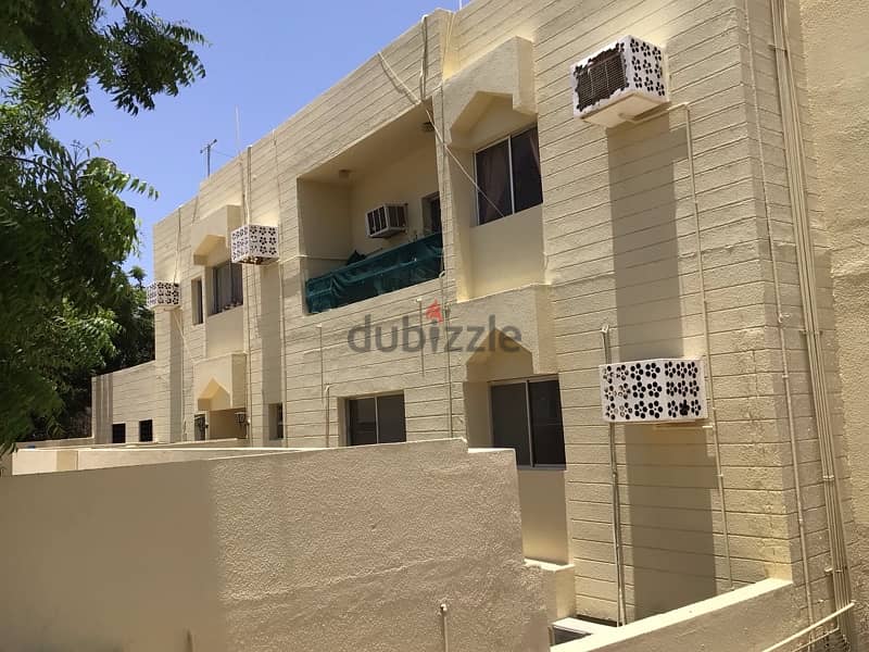 spacious 1 bhk flat for rent in mumtaz area ruwi  with Acs 0