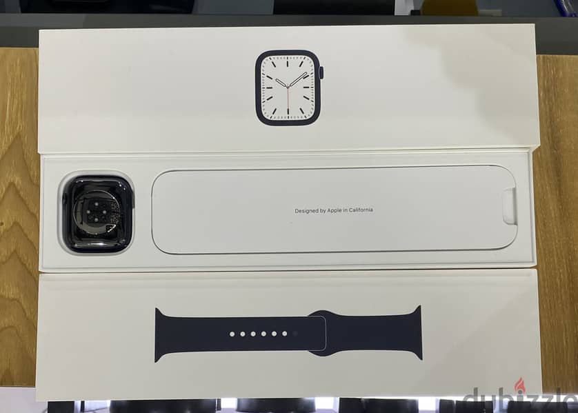 Apple Watch Series 7 (GPS) 45mm Midnight Looks New Condition 2