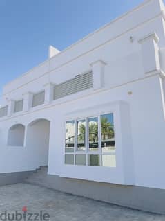 4 bedroom villa in Al Hail north