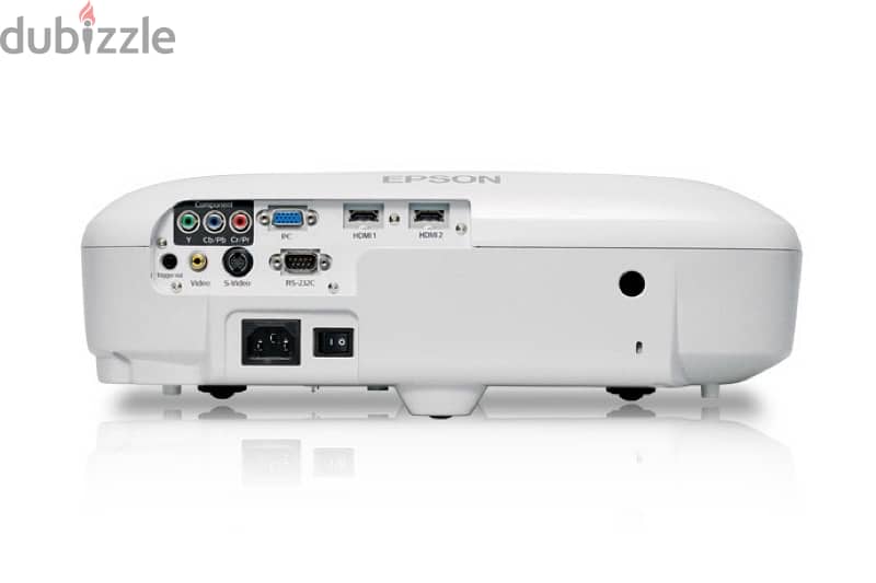 Epson PowerLite Pro Cinema 1080 Projector see photos on 150inch screen 1