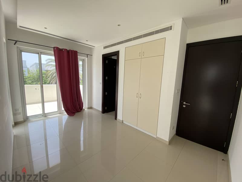 3 Bedroom Villa with Private Pool in Al Mouj Muscat 12