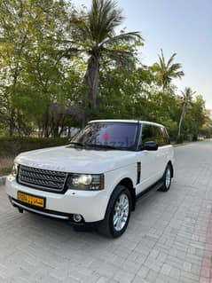 RANGE ROVER VOUGE 2010 GCC 2ND OWNER VERY CLEAN
