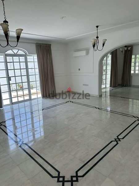 3 bedroom Villa, Ground Floor Mawaleh South 9