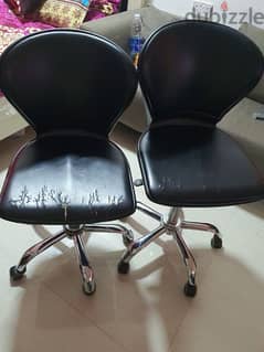 urgent sale 2 chairs