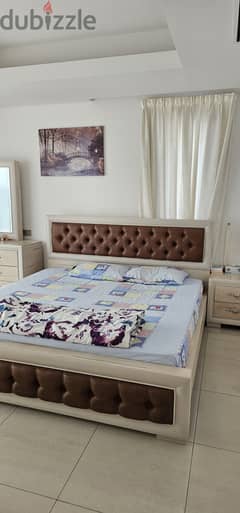 Ariston Bed 200×210 w/Mattress, 2 Side Tables, 6 Drawer Dresser and so