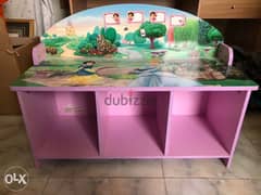 Small cabinet for girls