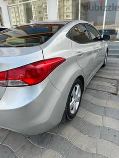 Hyundai Elantra 2013 for sale family car use
