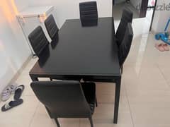 طاوله طعام و٦ كراسي/tabel with 6 chairs
