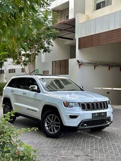 Jeep Grand Cherokee Limited 2020 maintained and very good condition