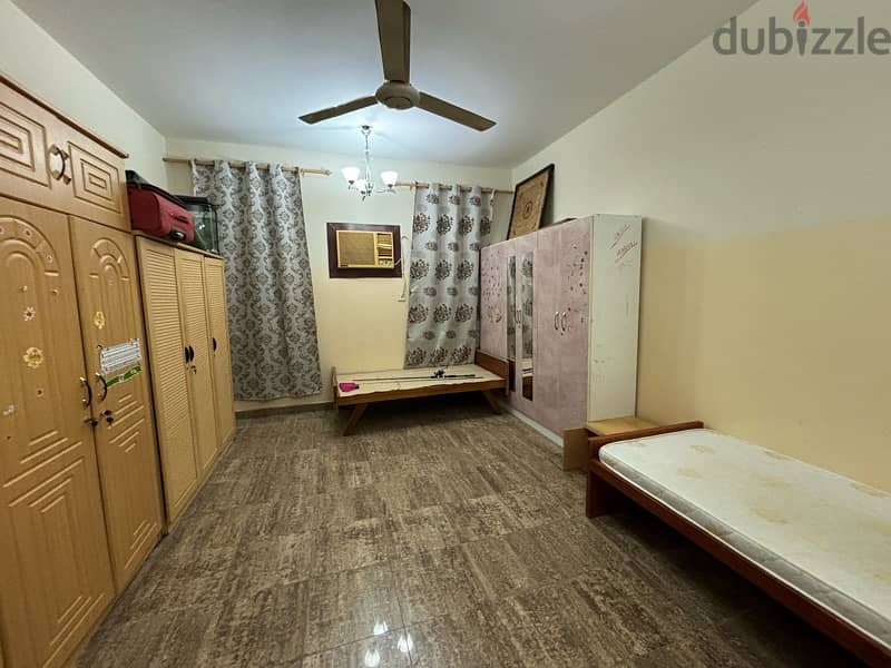 furnished room with wifi , water and electricity 1