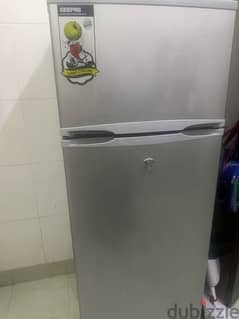 urgent sale serious buyers message……refrigerator for sale 0